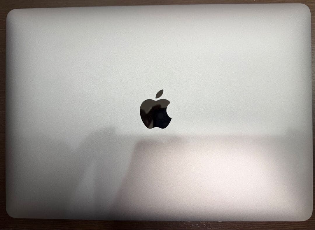MacBook Air 2019 13インチ 本体　充放電回数59回のみの美品