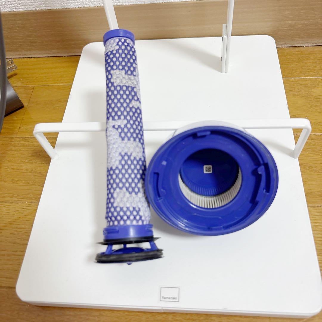 ジャンク品 Dyson V8 Absolute+ コードレス掃除機 スタンド付き