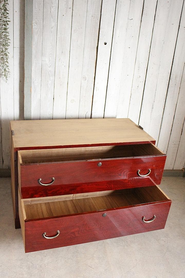 綺麗な前欅の箪笥　2段　引き出し　タンス　収納　古家具　古民家　時代家具