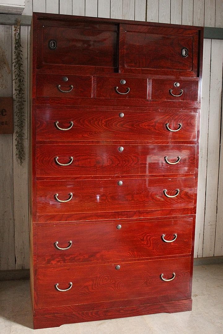 綺麗な前欅の箪笥　2段　引き出し　タンス　収納　古家具　古民家　時代家具