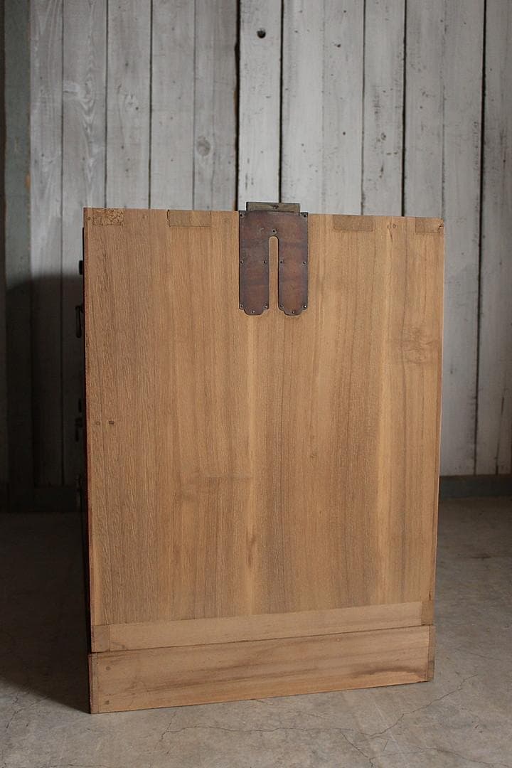 綺麗な前欅の箪笥　2段　引き出し　タンス　収納　古家具　古民家　時代家具