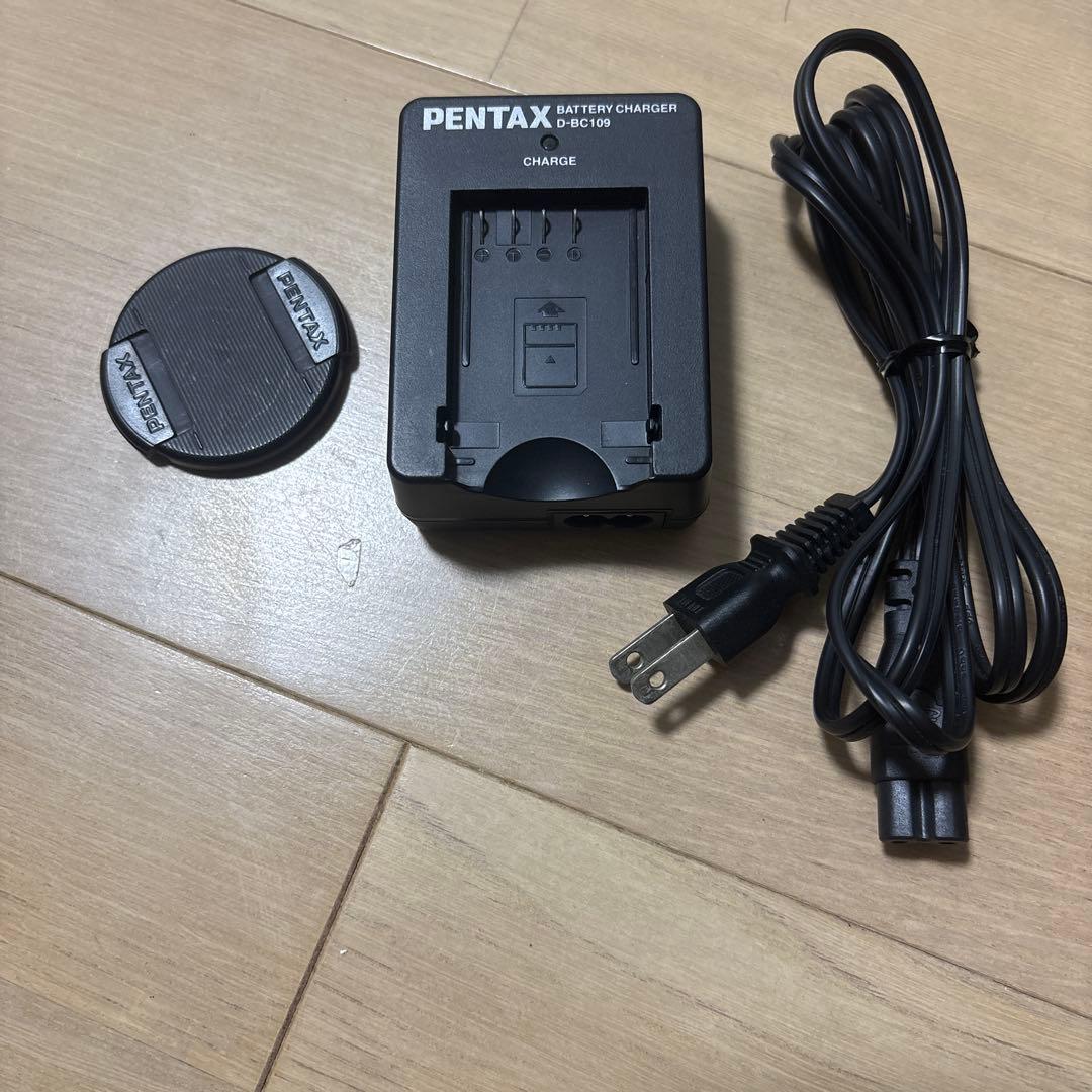 【完動品】希少カラー　PENTAX デジタル一眼レフ　K-r　単焦点レンズ付き