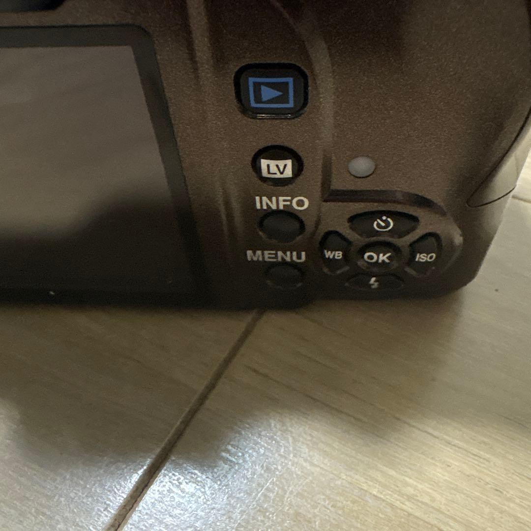 【完動品】希少カラー　PENTAX デジタル一眼レフ　K-r　単焦点レンズ付き