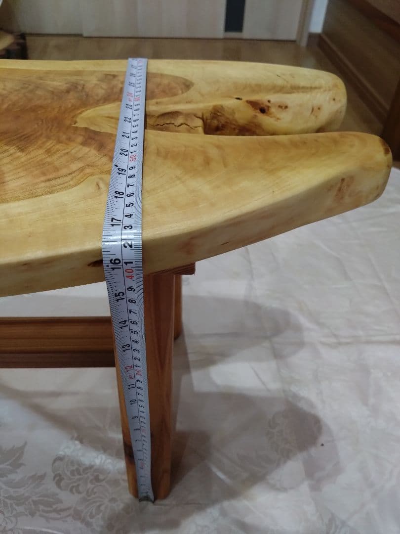 桜の木のベンチ92　ローテーブルにもいかがですか　桜の杢目が大変綺麗な耳付板