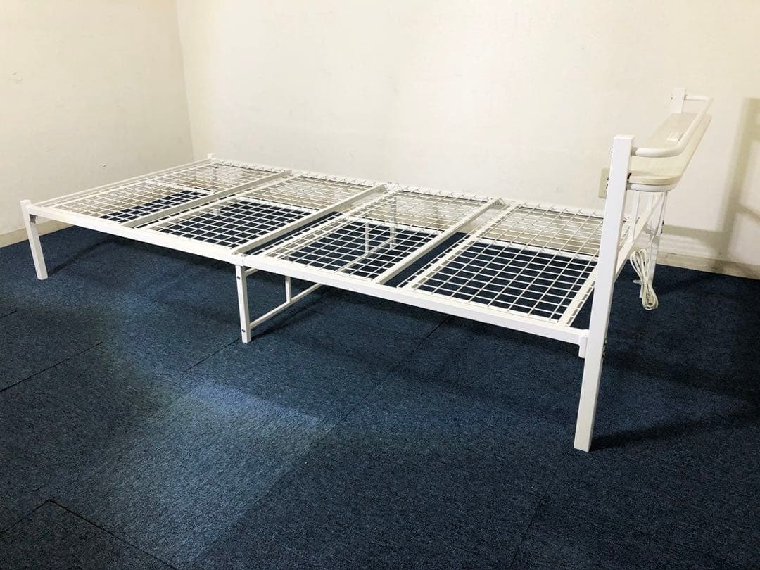 シングルベッド 棚付き バジーナC-STN WH 美品 100Vコンセント2口付