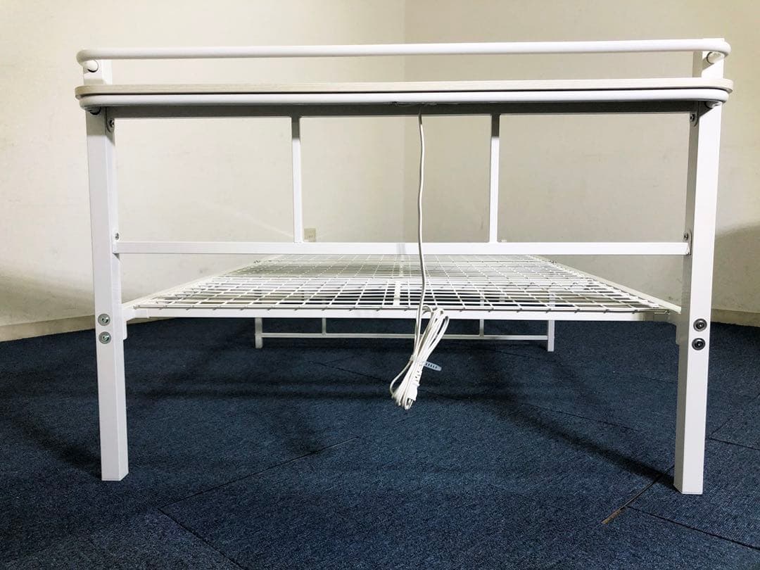 シングルベッド 棚付き バジーナC-STN WH 美品 100Vコンセント2口付