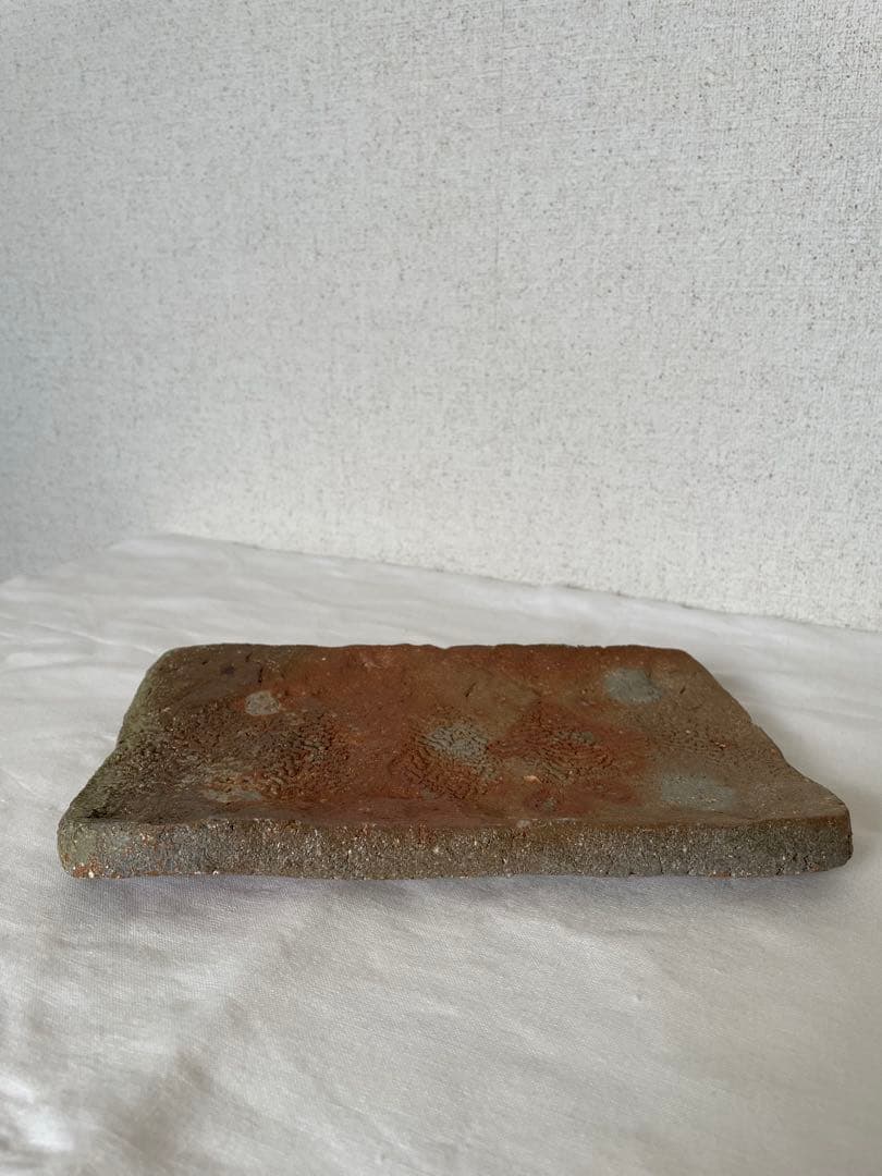 國吉清尚 作　白土 板皿　B