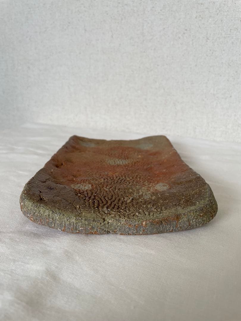 國吉清尚 作　白土 板皿　B