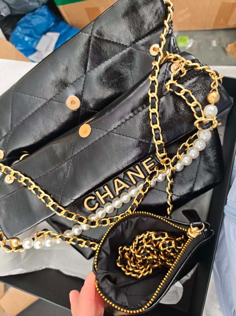 美品ノベルティ レディース ショルダーバッグ　ブラック　バッグ