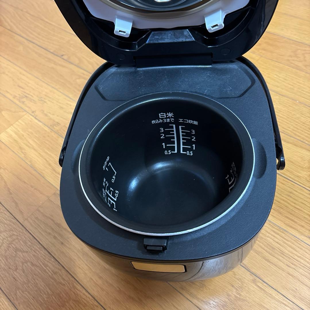 Panasonic SR-KT068 炊飯器 2019年製