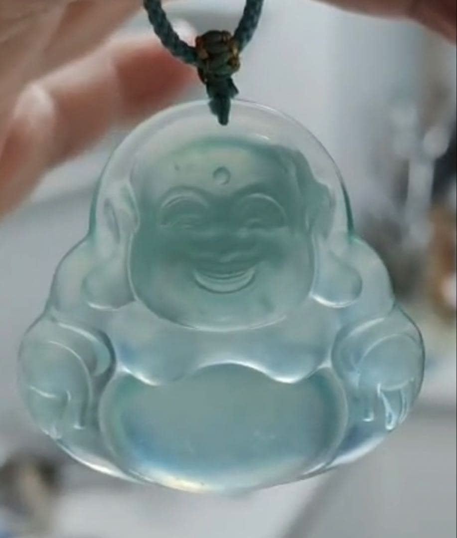 翡翠軟玉ネフライト 中国四大名玉岫玉天青冻[超高級品]