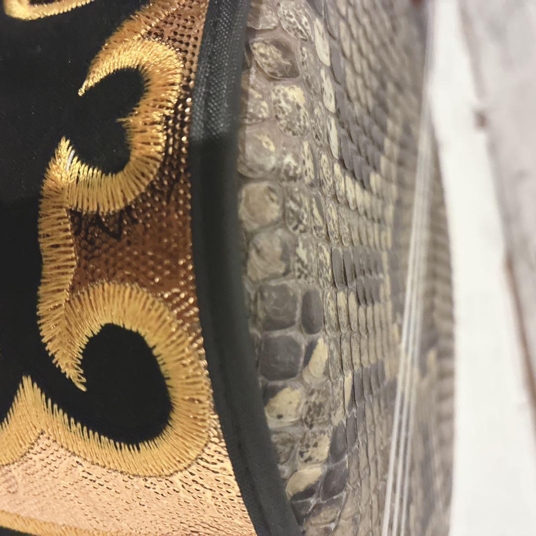 沖縄三線 本皮 蛇皮 ソフトケース付き 爪 小物あり