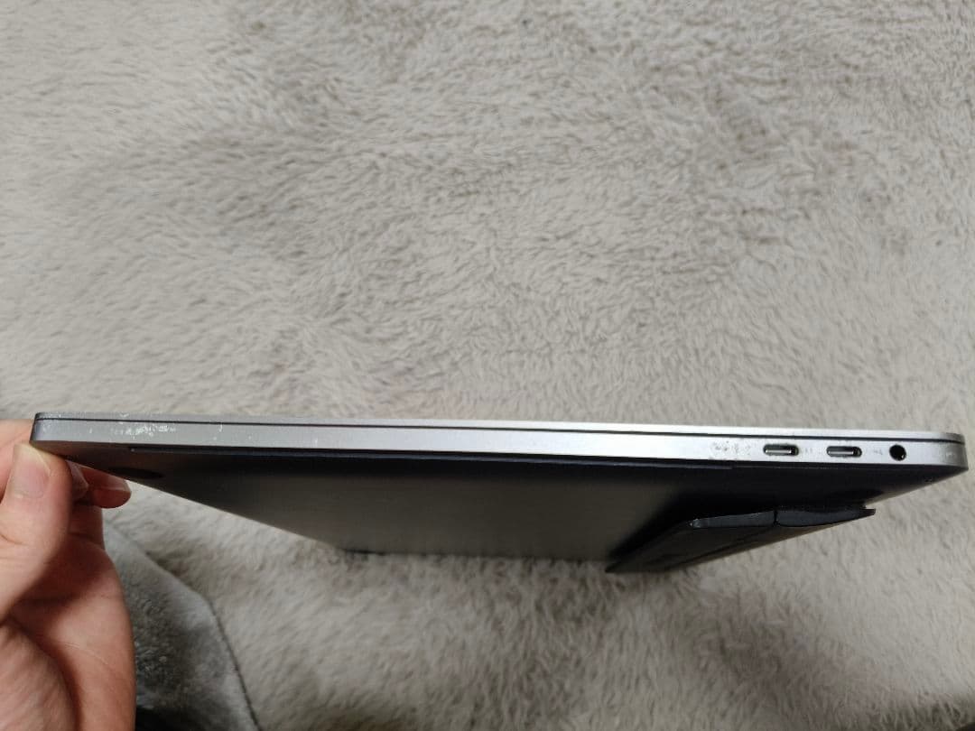 【オマケ付き】MacBook Pro 15インチ 2019モデル スペースグレイ