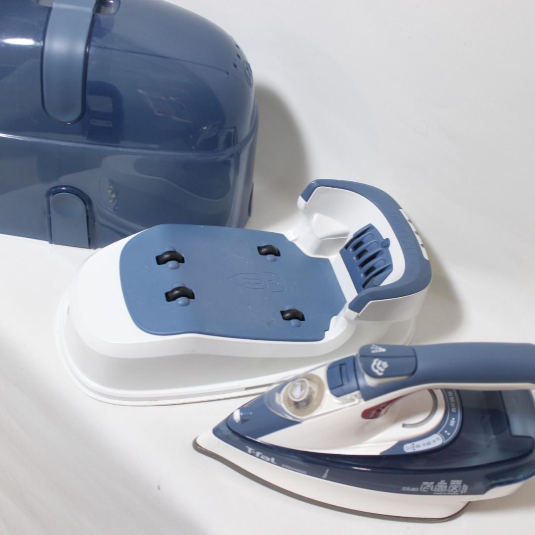 【極美品 訳あり】T-fal フリームーブ 9940 コードレスアイロン