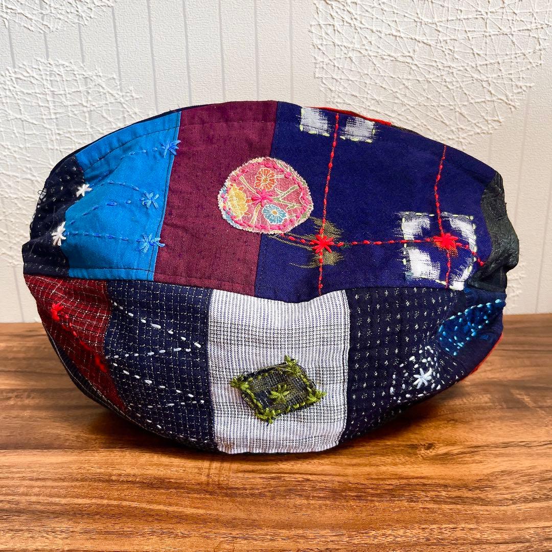 【ハンドメイド】特大サイズ！！刺し子とパッチワークのまんまるポーチ　和柄