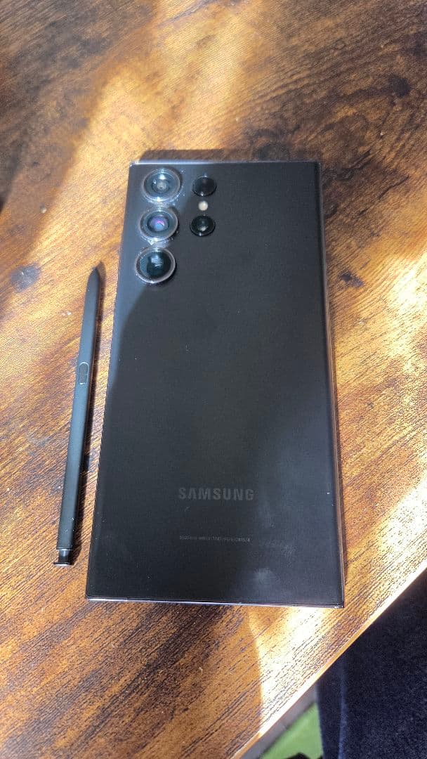 Samsung Galaxy S23 Ultra 本体