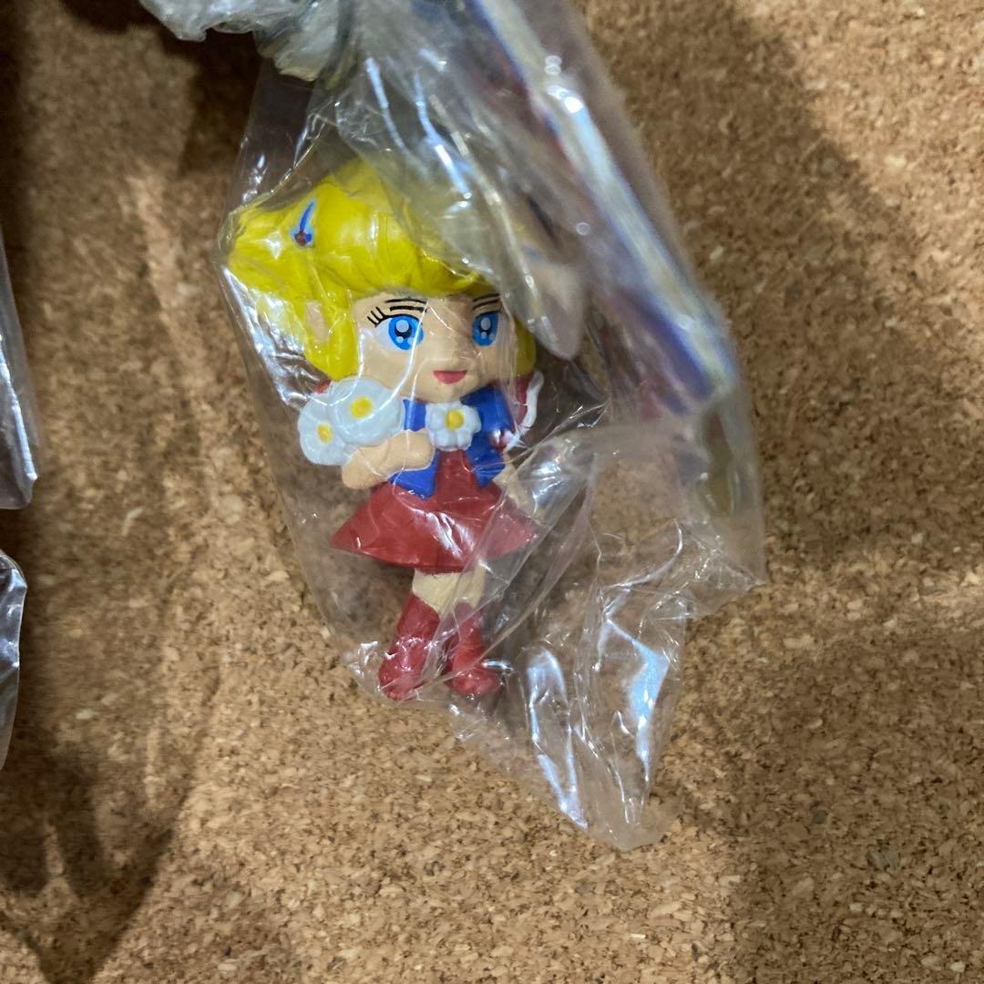 魔女っ子大作戦　フィギュアキーホルダー　全8種