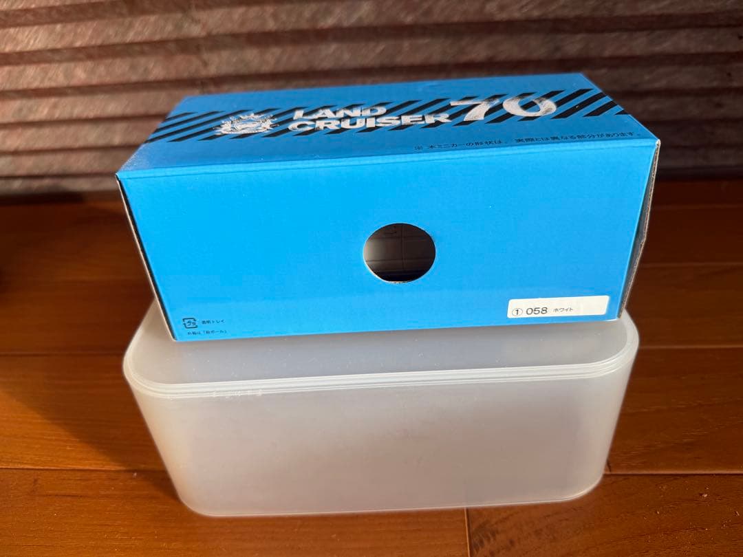ランドクルーザー70 カラーサンプル　ホワイト