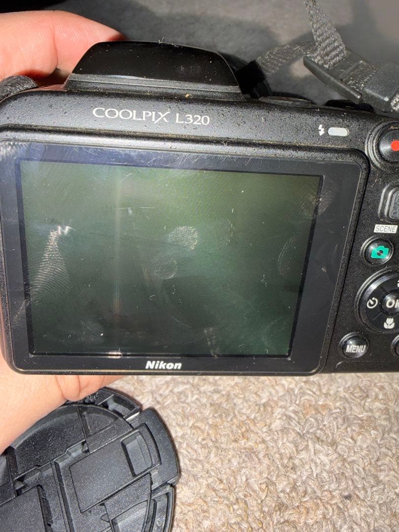 デジタルカメラ Nikon COOLPIX L320