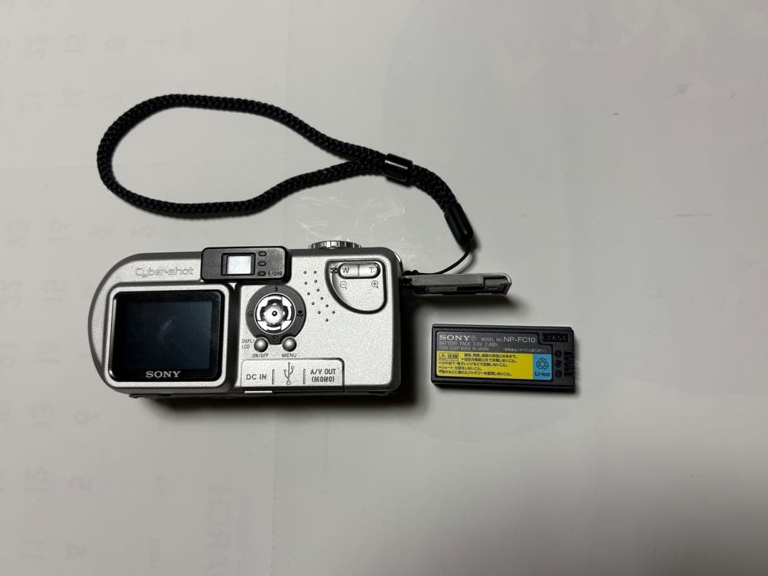 SONY サイバーショット DSC-P9 オールドコンデジ バッテリー充電不可