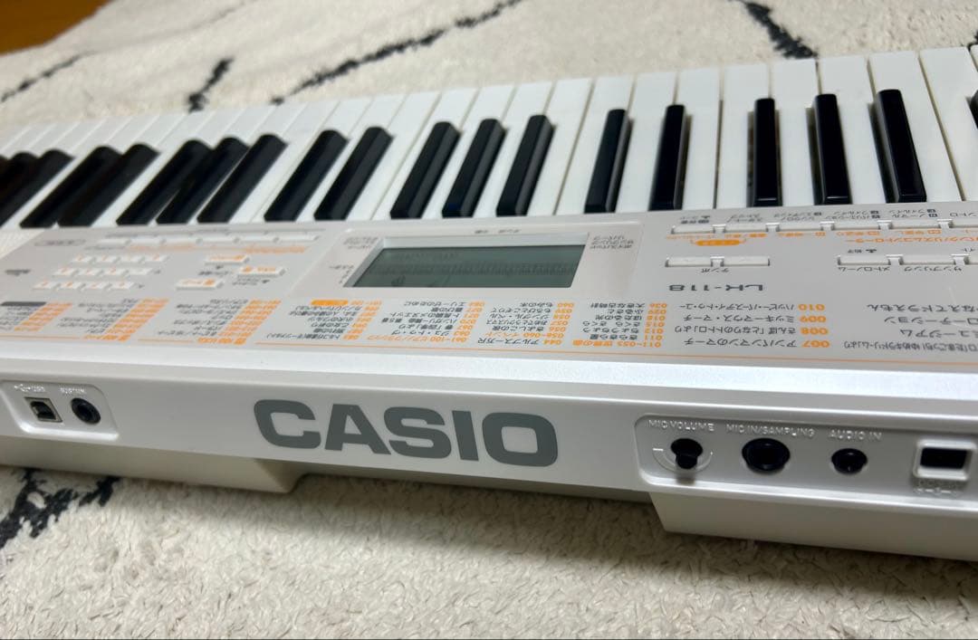【大幅値下げ】CASIO LK-118 キーボード 光ナビゲーション