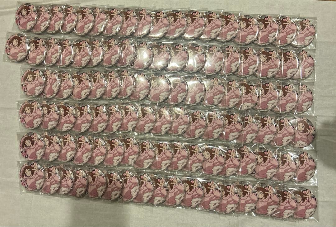 ヒロアカ　缶バッジ　麗日お茶子