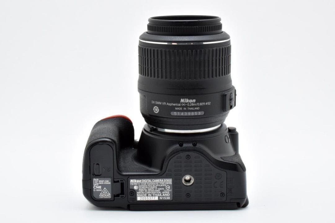 【大人気】 Nikon ニコン D5600 レンズキット デジタル一眼カメラ