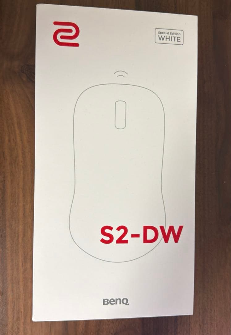 Zowie s2-dw グロッシーホワイト　ゲーミングマウス