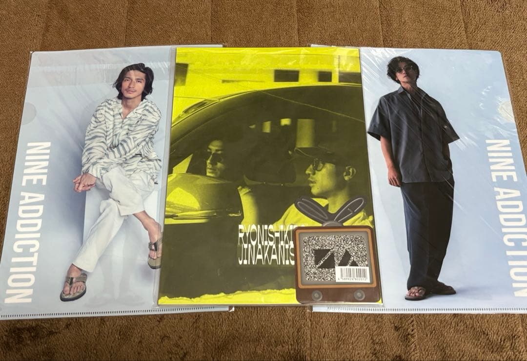 赤西仁　錦戸亮　フォトブック　ストラップ　スマホリング　ミラー　クリアファイル