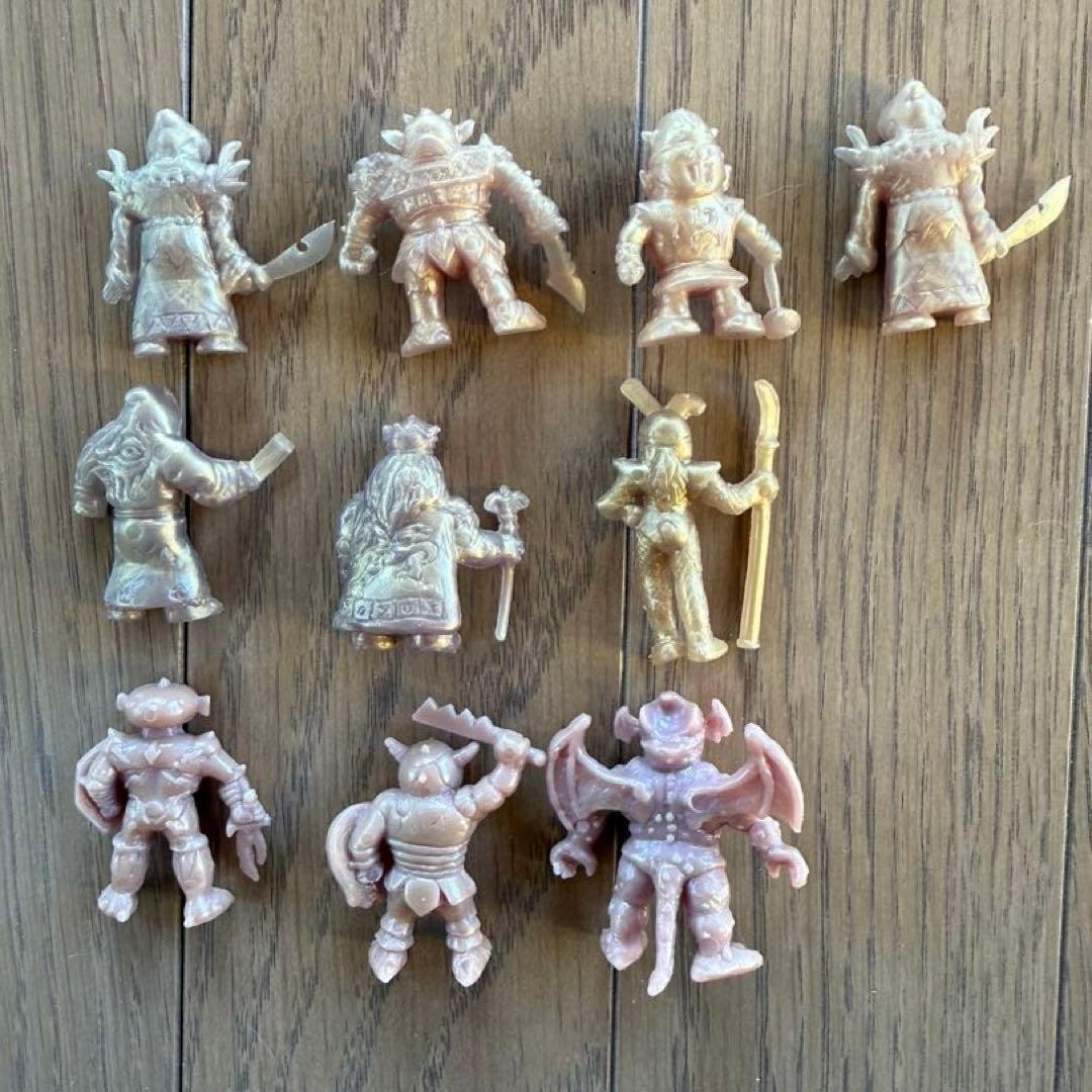 ネクロスの要塞　52体　カード55枚　空き缶　セット