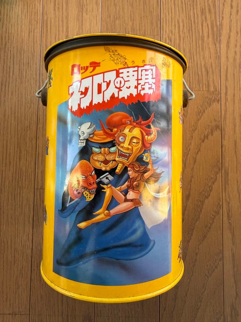 ネクロスの要塞　52体　カード55枚　空き缶　セット