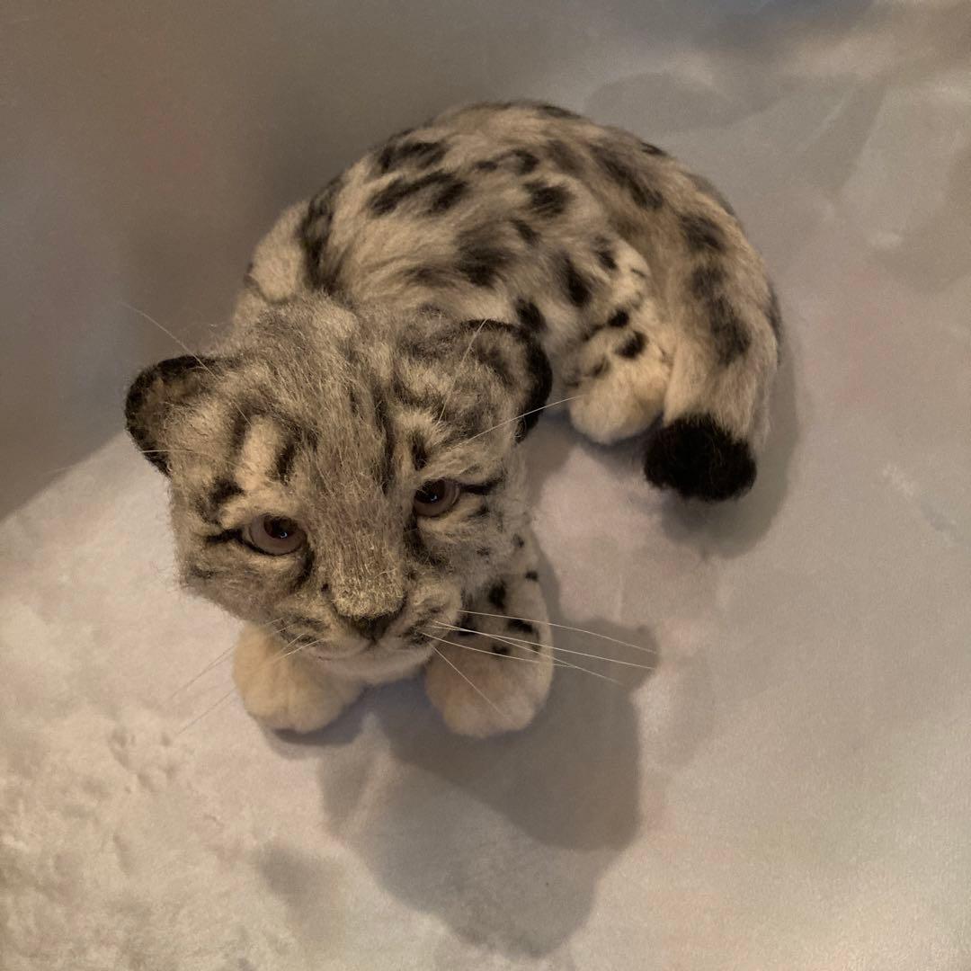 羊毛フェルト　ユキヒョウ　子供