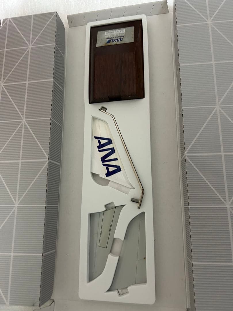 ANA AIRBUS A380 FLYING HONU 飛行機模型 1:200