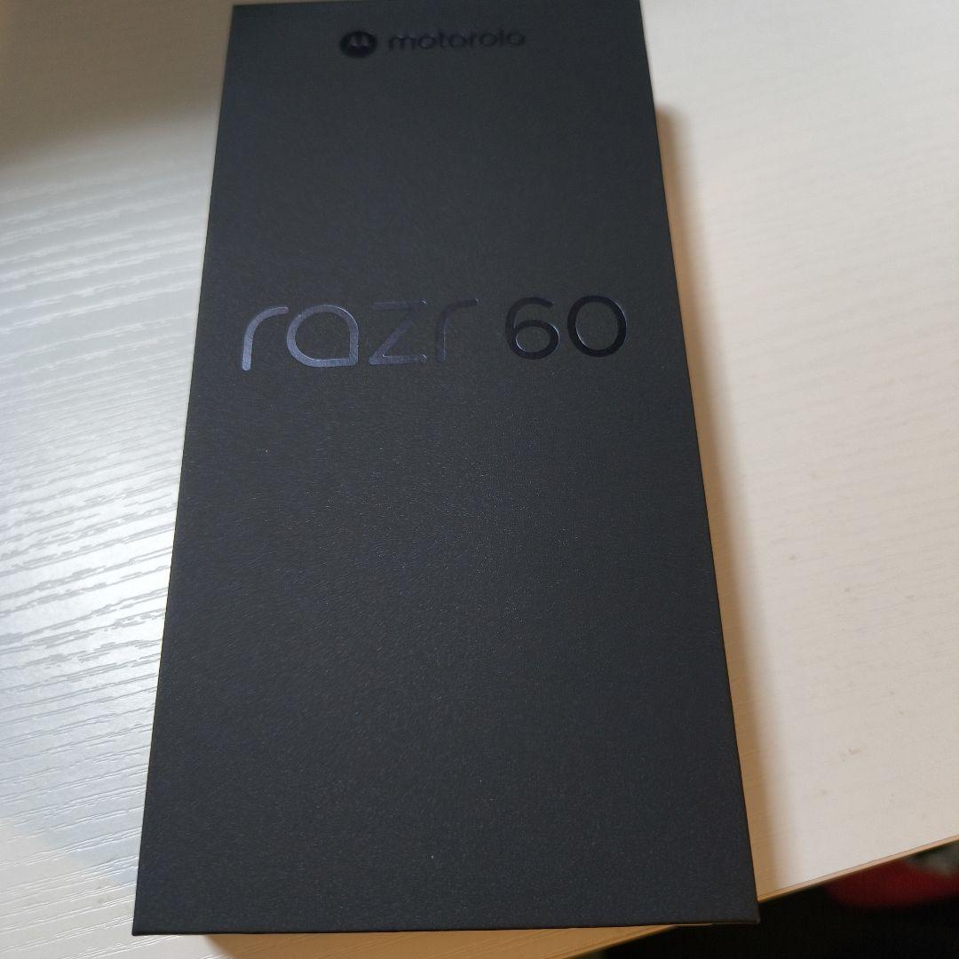 Motorola razr 60 日本版 SIMフリーモデル ホワイト