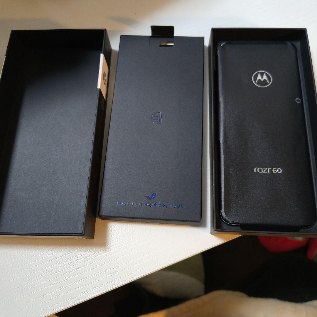 Motorola razr 60 日本版 SIMフリーモデル ホワイト