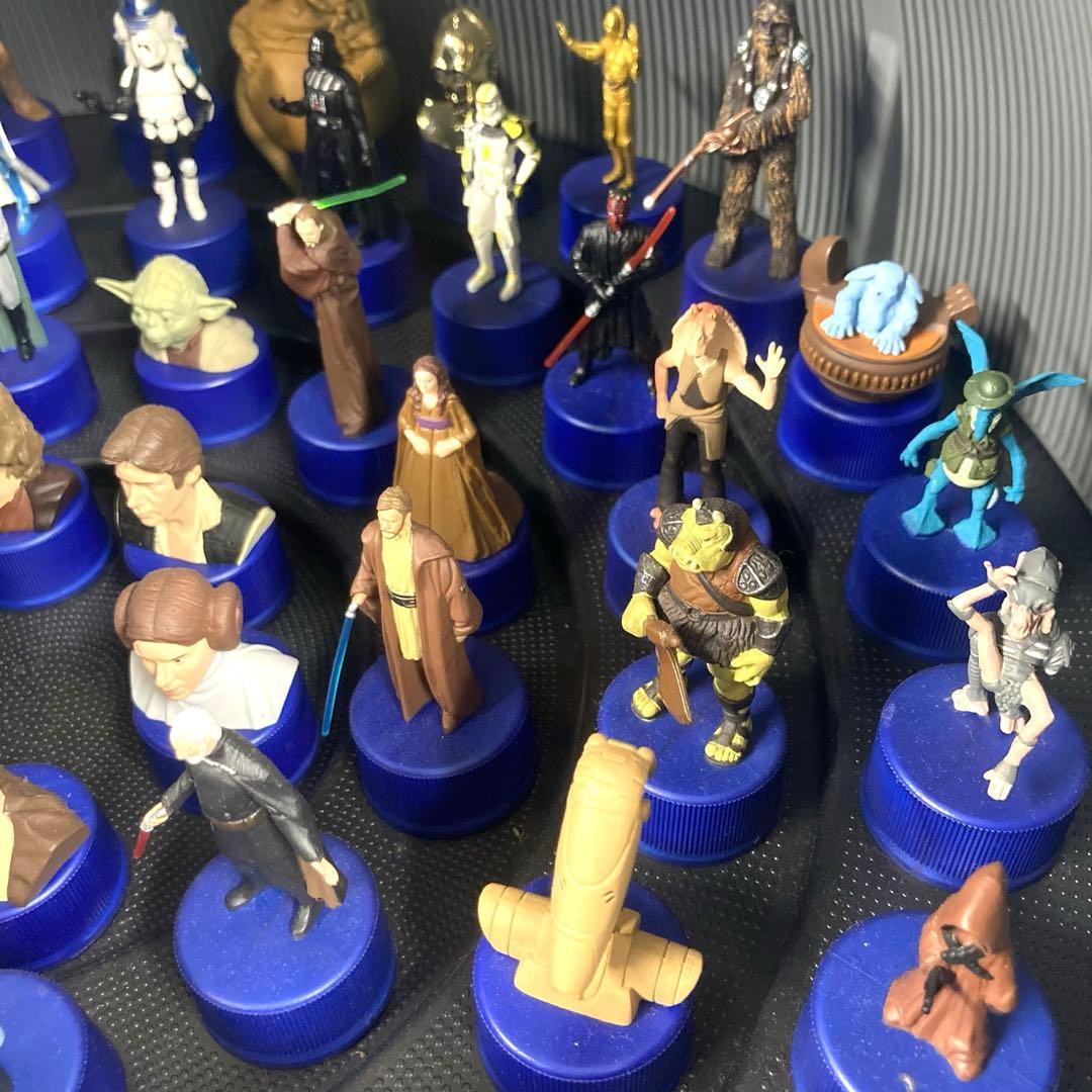 【限定・非売品】スターウォーズ ボトルキャップコレクションステージ