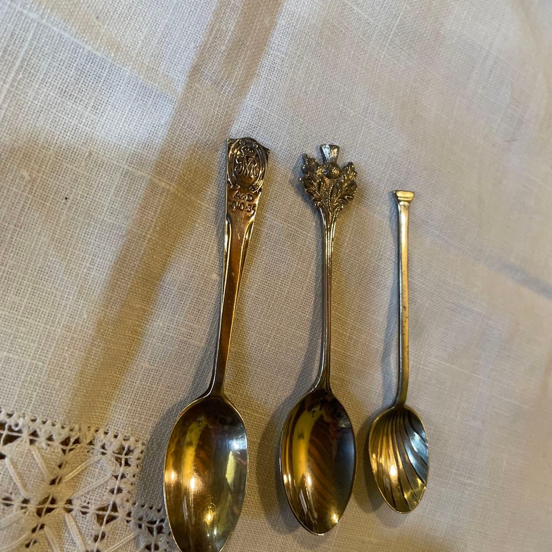 541シルバー金属製スプーン3本セット.イギリス、フランス