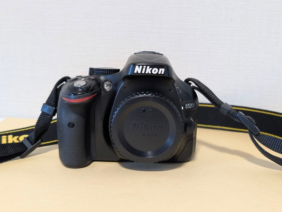 Nikon D5200 デジタルカメラ 本体とレンズセット