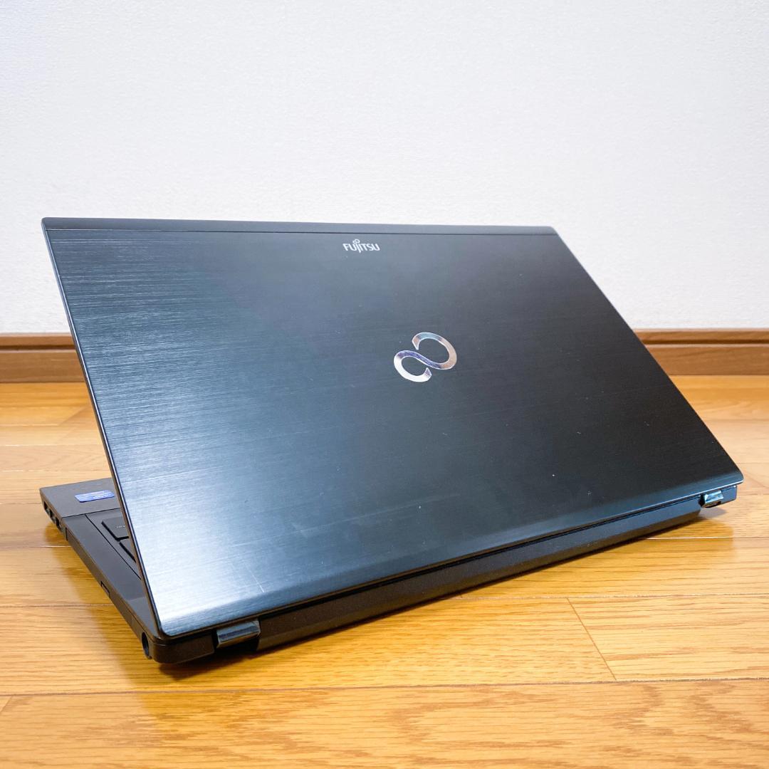 ヒロT✨オフィス2021付✨富士通ノートパソコン i5 新品SSD