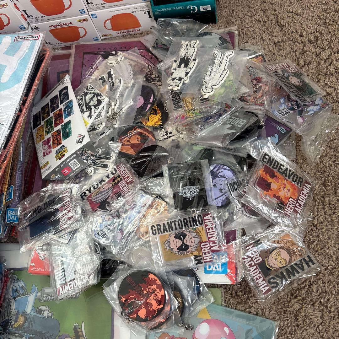 ノンジャンル　まとめ売り　約800点以上　アニメ　グッズ　大量　一番くじ