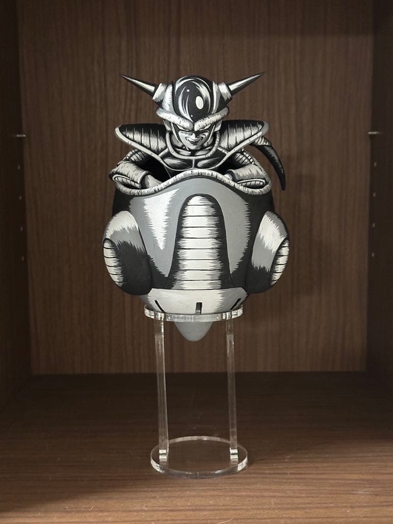 ドラゴンボール　フリーザ　リペイント　モノクロ