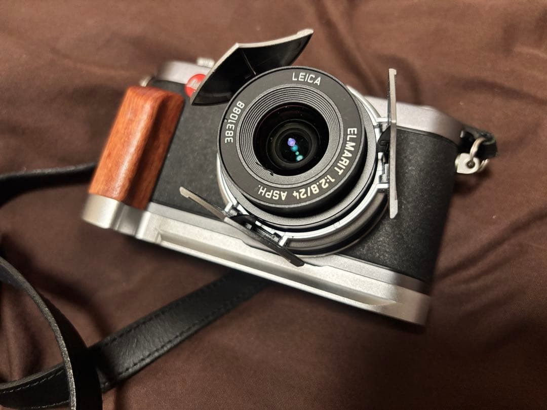 ハイエンドコンデジ Leica X1 ライカ オートレンズキャップ 木製グリップ
