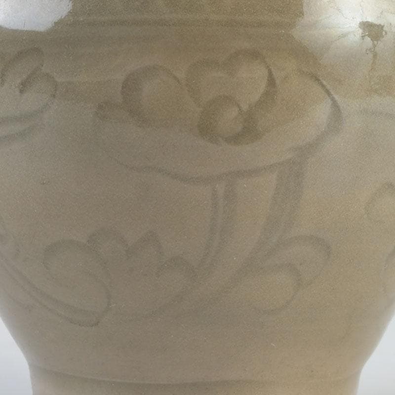 中国　龍泉窯　青磁　印刻花文　茶碗　V　9984