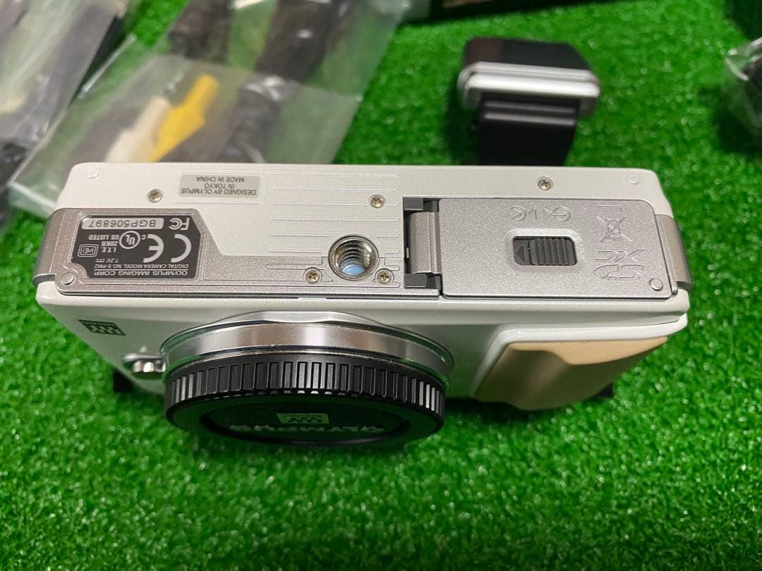 デジタルカメラ OLYMPUS PEN mini E-PM2