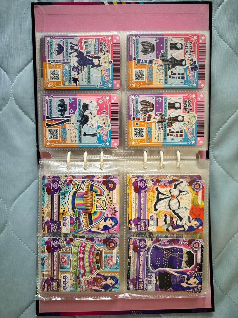 つ*よ様 アイカツカード　およそ100枚