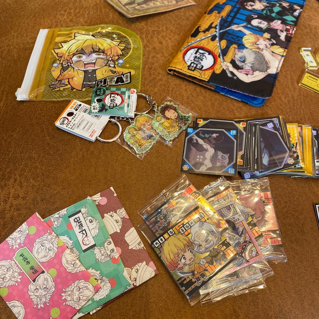 鬼滅の刃グッズ　まとめ売り