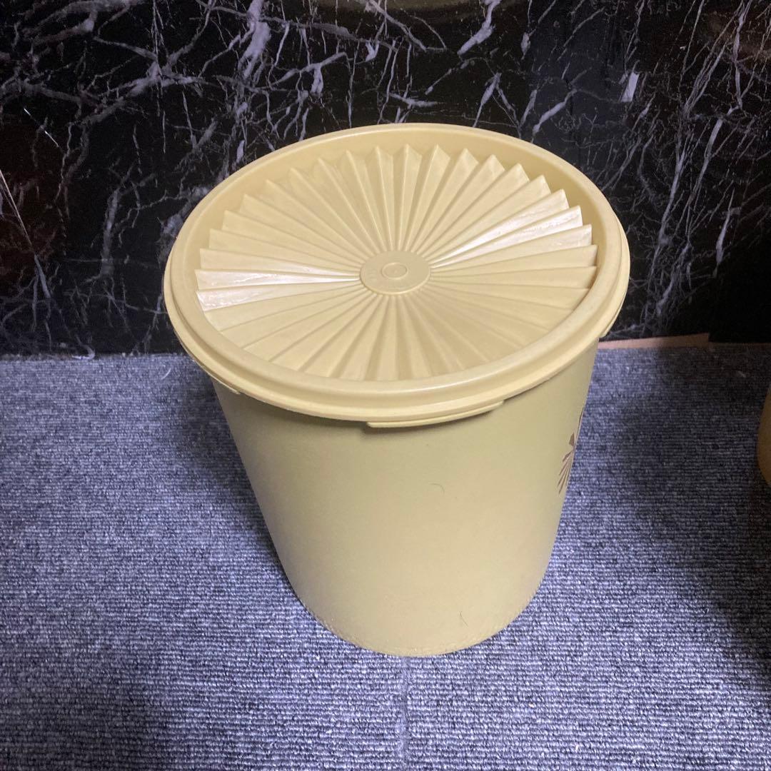 タッパーウエア　マキシデコレーター　4個セット