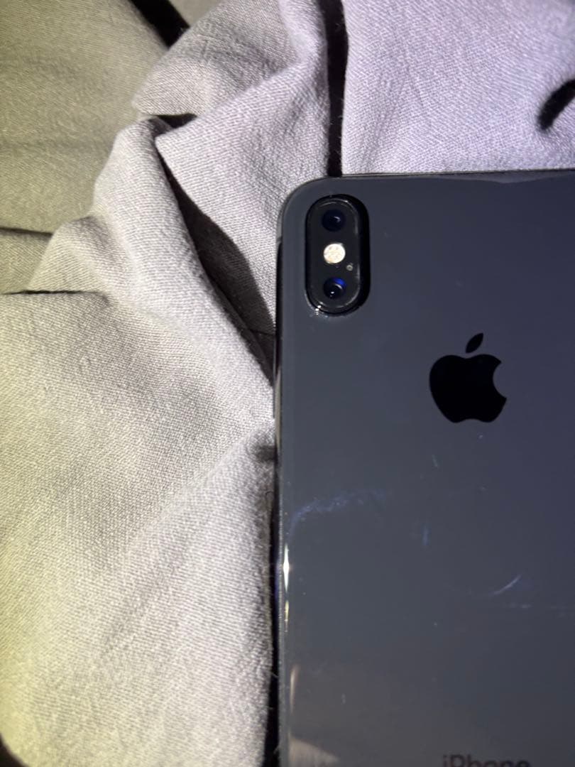 Apple iPhone XS ブラック