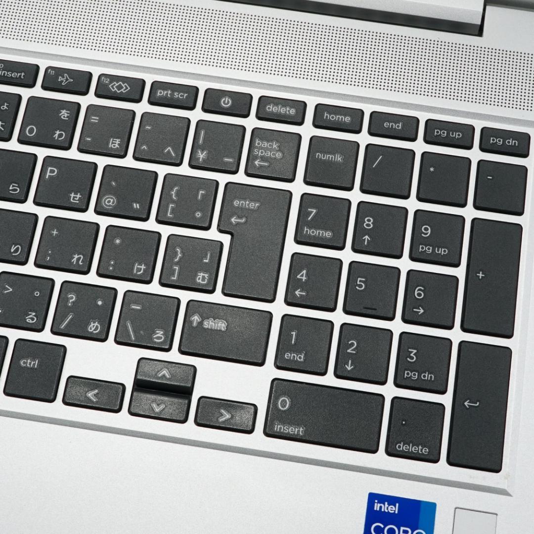 極美品の東京生産✨１０コアの第１２世代ｉ７に超高速ＳＳＤ５１２ＧＢ＆１６Ｇメモリ