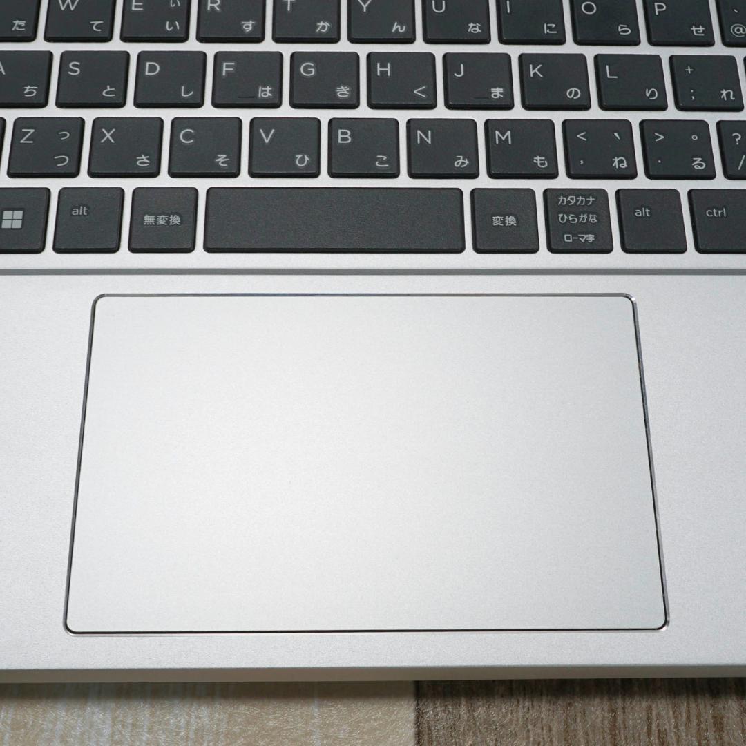 極美品の東京生産✨１０コアの第１２世代ｉ７に超高速ＳＳＤ５１２ＧＢ＆１６Ｇメモリ